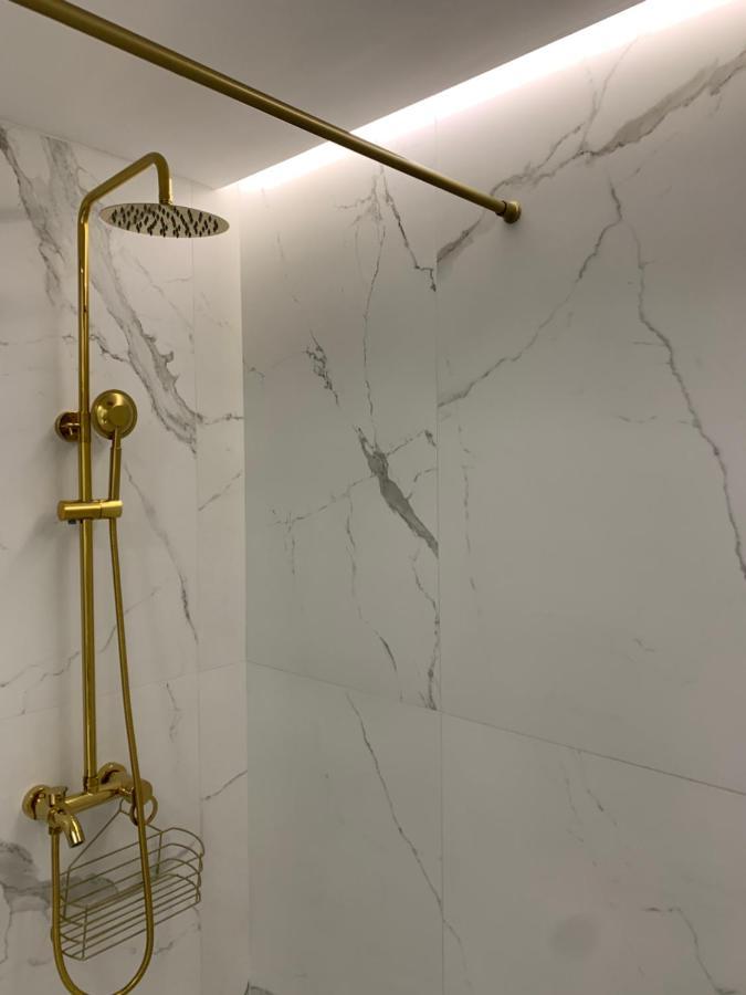 Apartamento Luxury Saphir Gold Mamaia Nord Exterior foto