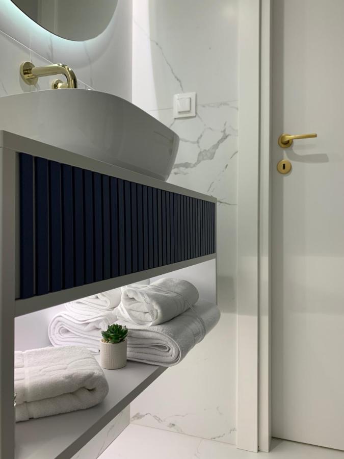 Apartamento Luxury Saphir Gold Mamaia Nord Exterior foto